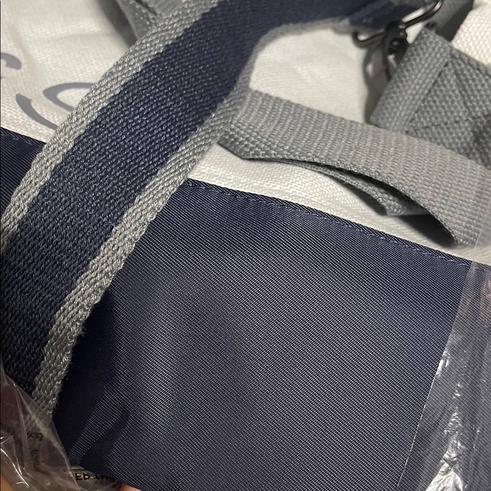 FIGS Two-Tone light Gray and navyTote - Picture 5 of 5